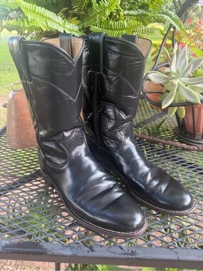 90’s Vintage Justin Boots Black Leather Western Ankle Booties